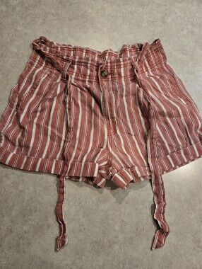 American Eagle Women's shorts. Size 6